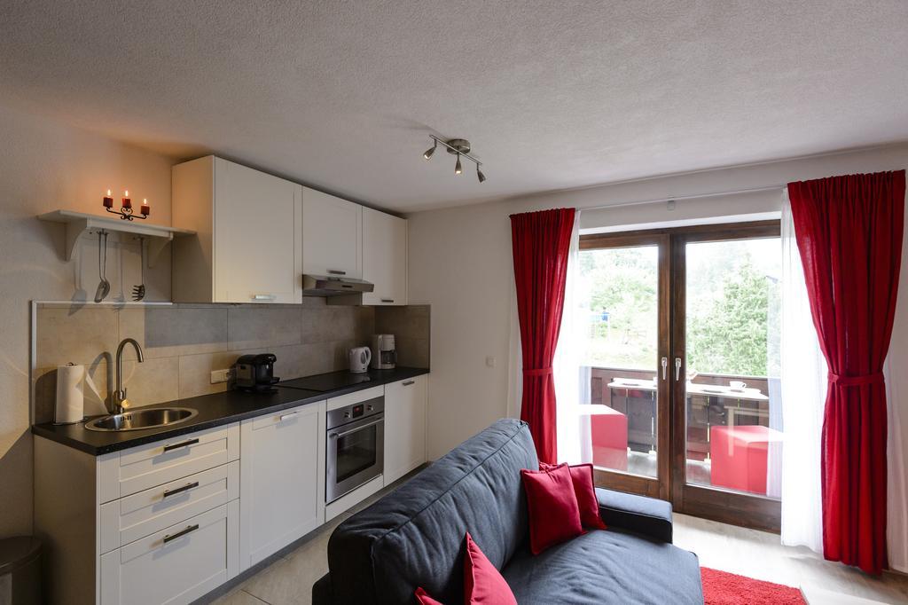 Haus Alpenblick Lofer Apartment Exterior foto