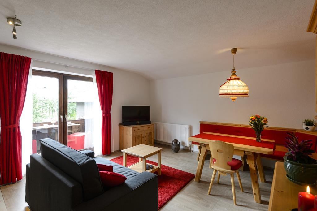 Haus Alpenblick Lofer Apartment Cameră foto