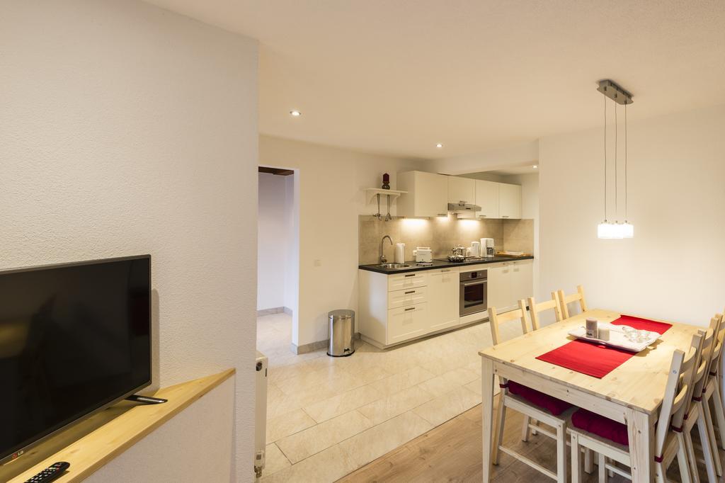 Haus Alpenblick Lofer Apartment Exterior foto