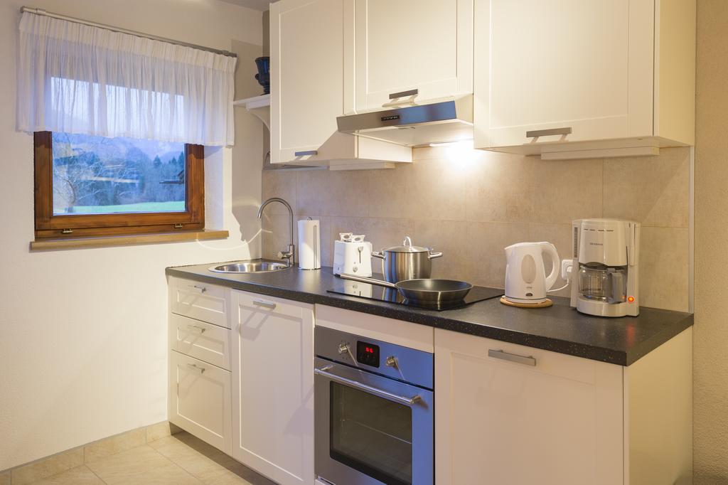 Haus Alpenblick Lofer Apartment Exterior foto