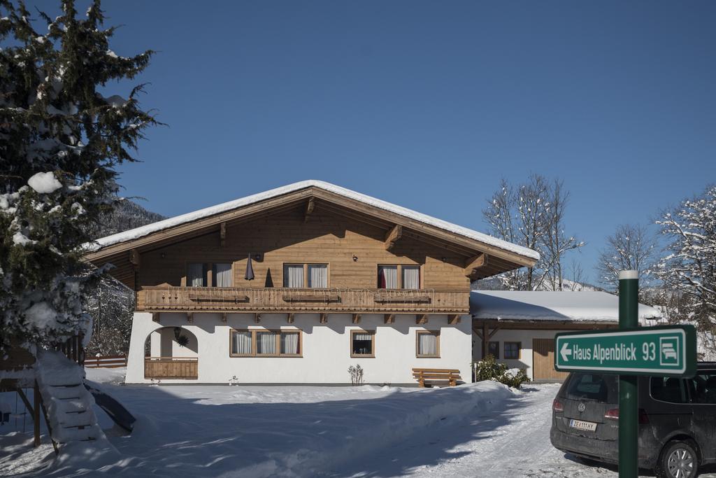 Haus Alpenblick Lofer Apartment Exterior foto