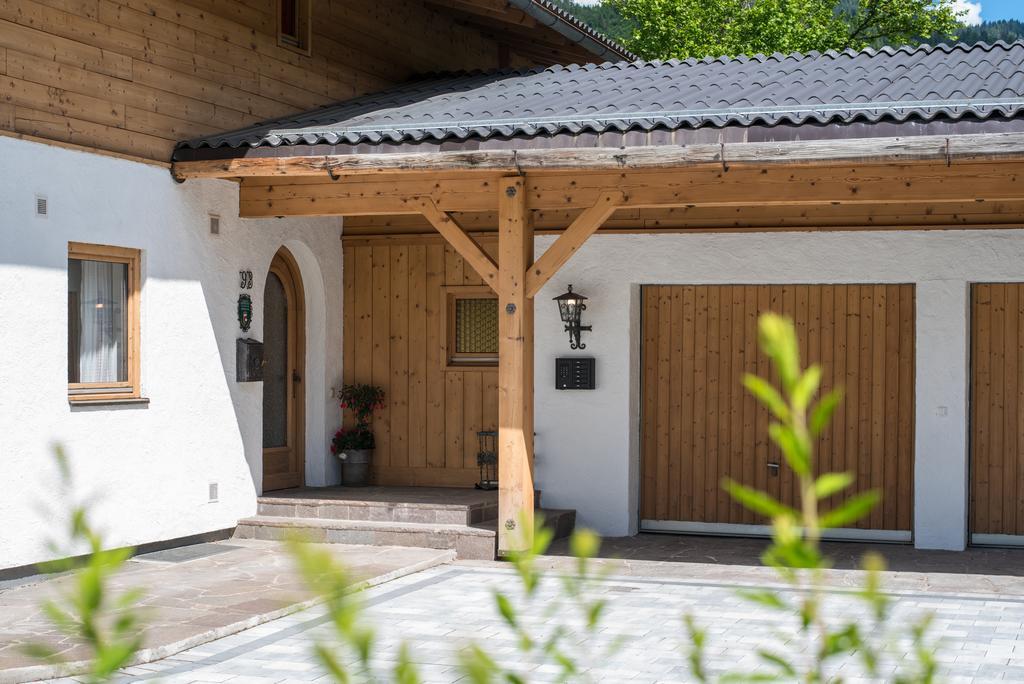 Haus Alpenblick Lofer Apartment Exterior foto