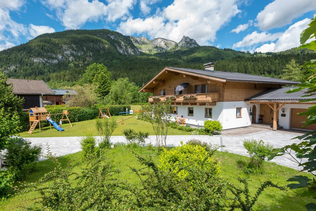 Haus Alpenblick Lofer Apartment Exterior foto