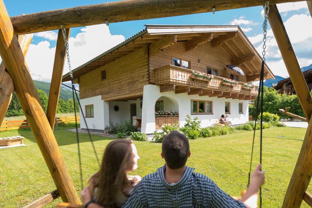 Haus Alpenblick Lofer Apartment Exterior foto