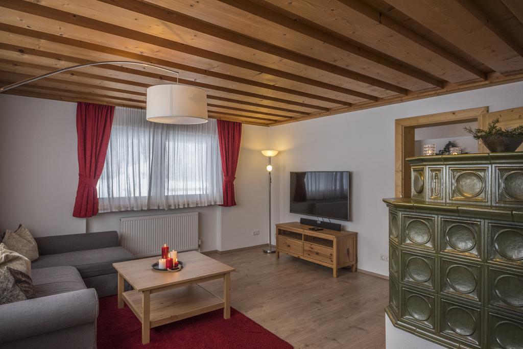 Haus Alpenblick Lofer Apartment Exterior foto